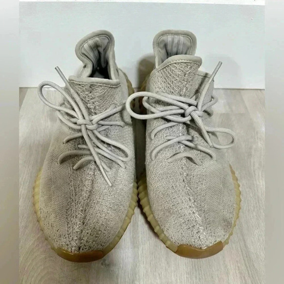 Adidas Yeezy Boost 350 V2 Low‎ Sesame F99710 Size 9 - Picture 3 of 15